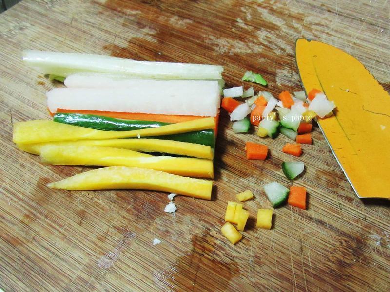 �ض����������С��������ʳ�У�������