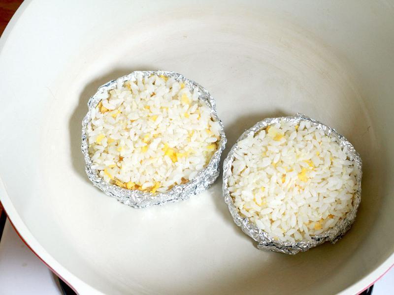 �ں���ţ���׺���_С��ʳ�õ�����