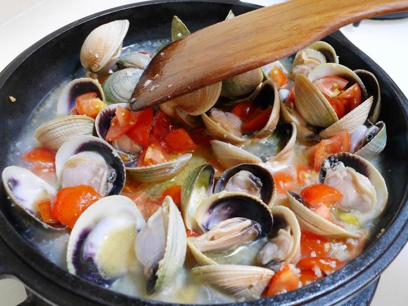 ���Ѱ׾Ƹ��۵�����