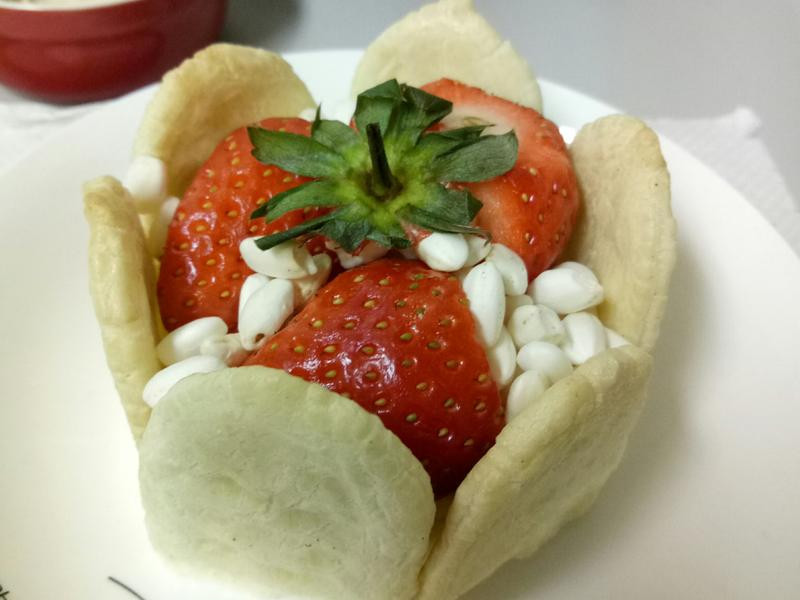 幼儿草莓蛋糕的做法