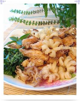 盐酥鱿鱼仔和盐酥鸡的做法