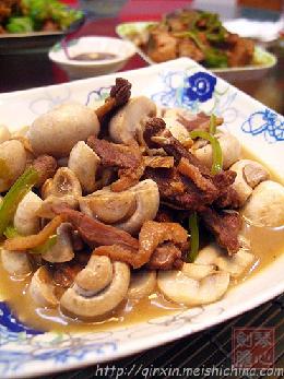 鸭肉炒口蘑的做法