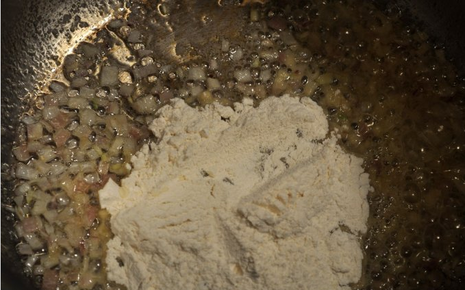 ��Ũ֥ʿ��ͨ�ķ۵�����