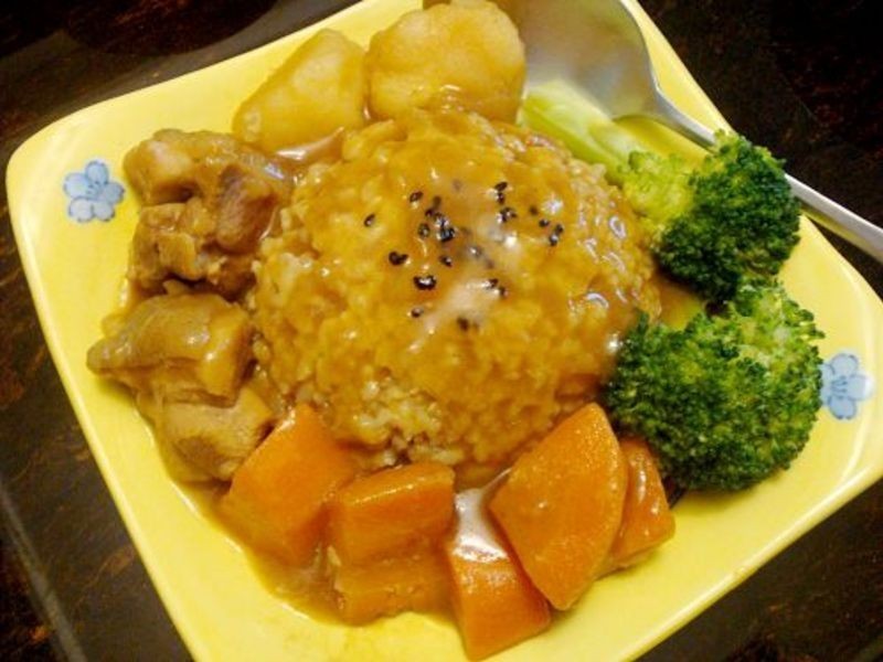 金黄色的美味■日式鸡肉咖哩■的做法