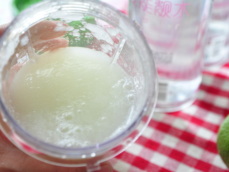 ���������ʶ���¶��Just Water��������