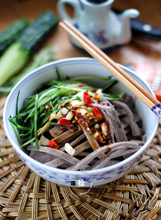 �ڼ���������ζ���ļ�С�� ���� �����������桿������