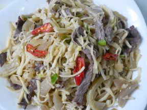 茭白笋酸菜炒肉丝的做法