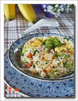 鱼排蛋炒饭的做法