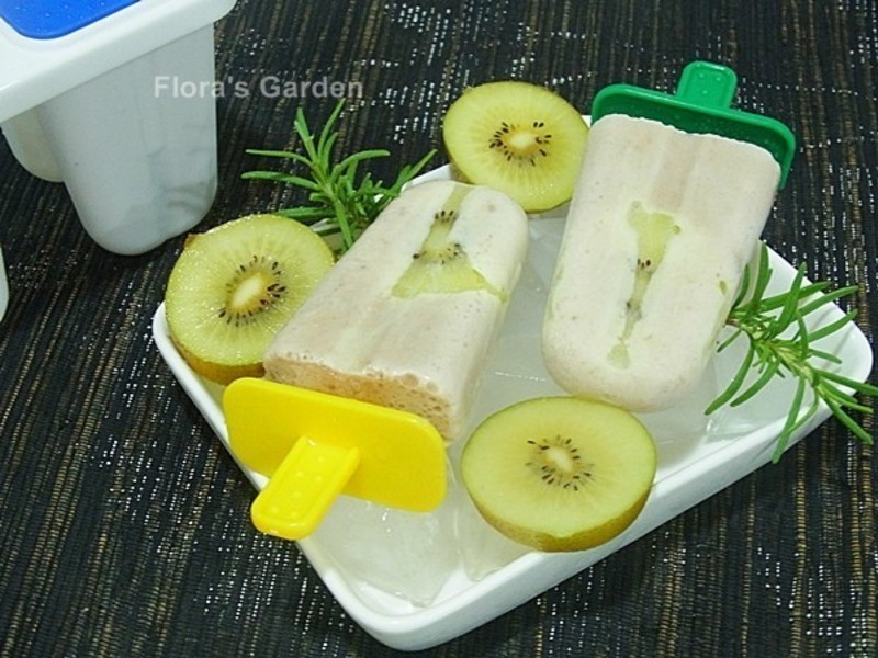 香蕉奶昔冰棒的做法