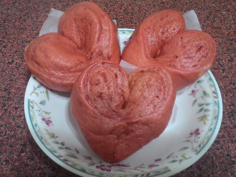 甜菜根爱心馒头的做法