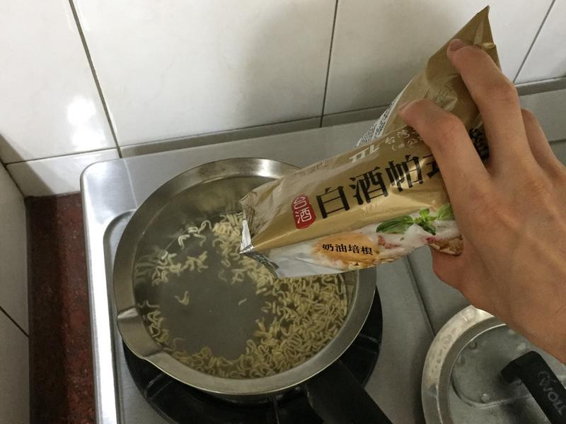 �ִ�׾���ʽ����ʿ��ȵ�����