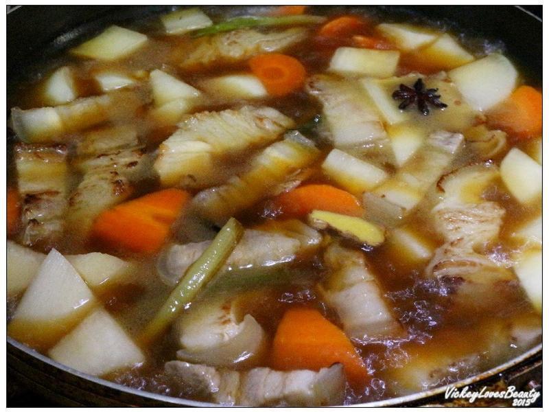 萝卜烧猪肉的做法