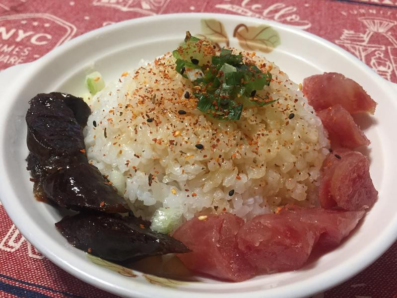 �������з�������