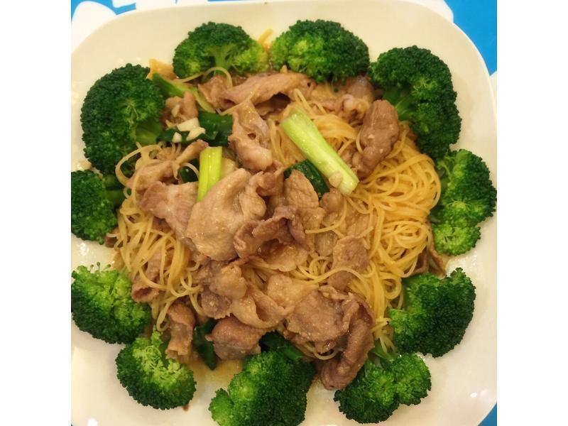 味增猪肉炒面的做法