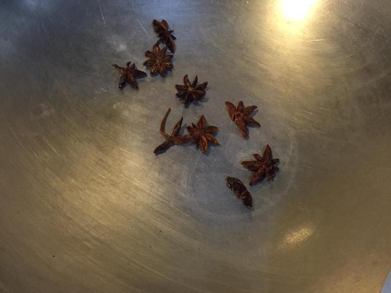 ���±ζ-�ණɽѼͷ��±���ɵ�����