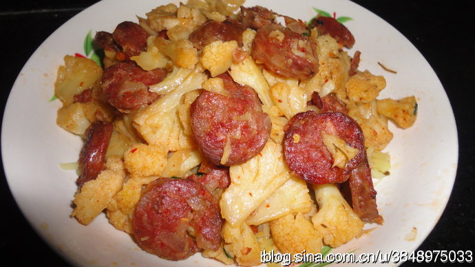 开胃辣菜【麻辣香肠炒花菜】的做法