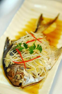 清蒸平鱼的做法