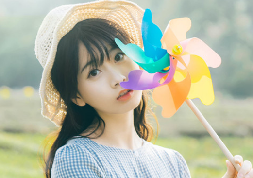 我慢慢明白了我为什么不快乐,因为我总是期待一个结果