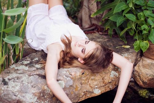 ��Ը���ǵ�ǰ���������Ե�����������봿������