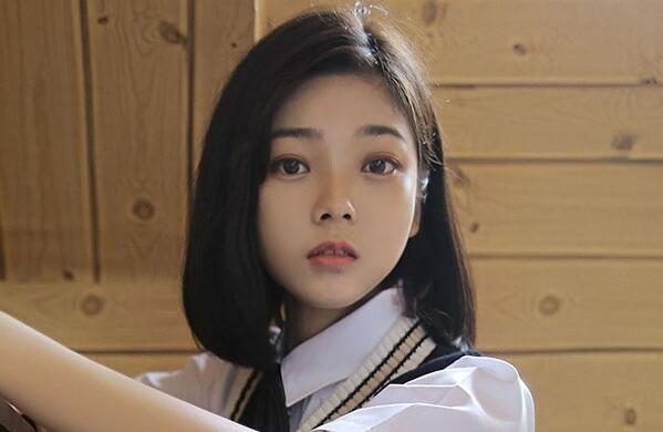 我自己回去的路上 一路心都是空的 感觉掉了什么东西没拿一样