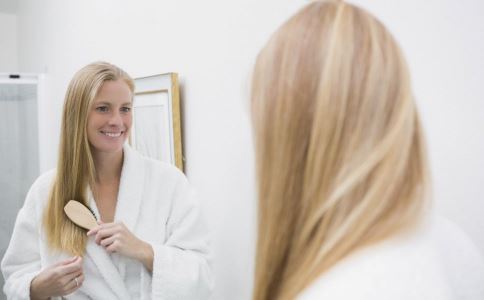 �̵�ȫ��90��լ��Ů�� ��ò˫ȫ