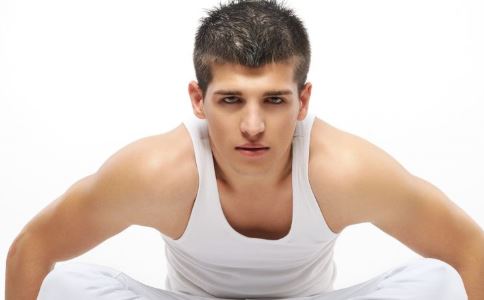 ��������΢��̸��������ϲŭ���� ��װ���Ӿ�����Ĭ��Ц��