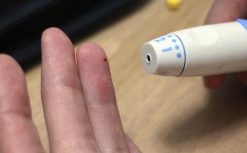 �����˰��̲���Ⱦ������