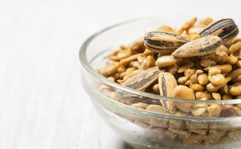 ��ͬ����Ӫ����ͬ 4���˲��˶�Թ���