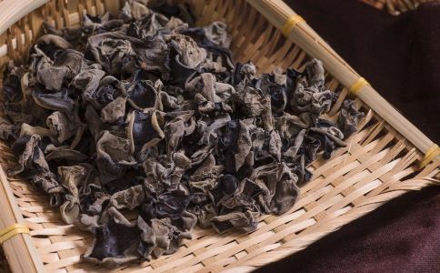 经期要坚持食疗 这些食疗方排毒效果超棒