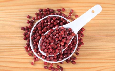 经期要坚持食疗 这些食疗方排毒效果超棒