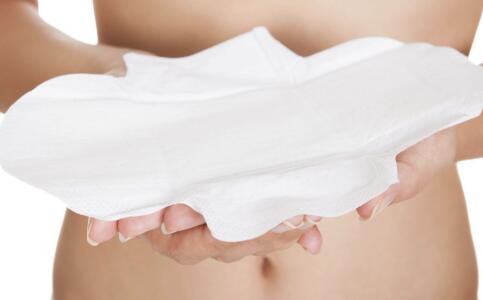 Ů�Ծ��ڳ�������ЩΣ�� �沿����ְߵ�