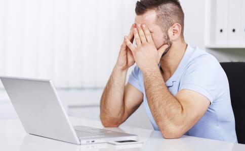 儿童近视前的八大征兆