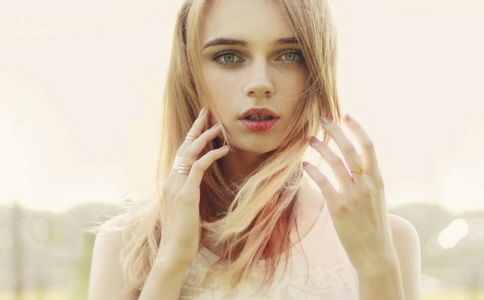 �ƹ�����΢�����������Ѳ���һ��Ů��  Ŀǰ�Ѵ���Ů�ؼ�(ͼ)