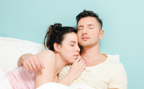 �ƹ�����΢�����������Ѳ���һ��Ů��  Ŀǰ�Ѵ���Ů�ؼ�(ͼ)