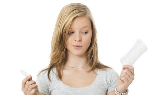 Ů���¾���ɫ��ʲôԭ�� Ҫ��ε���