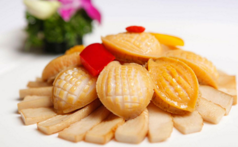 ����������ǰ��ʳ�н���