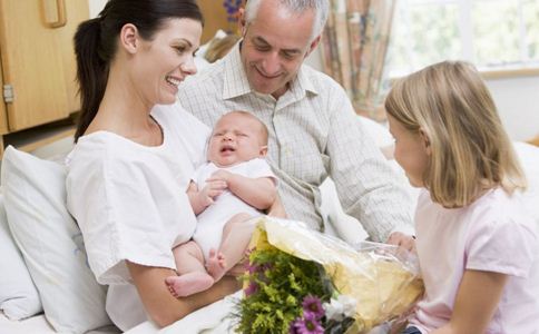 5�л���Ů��˽������