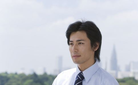 男性也能练瑜伽 增强体质