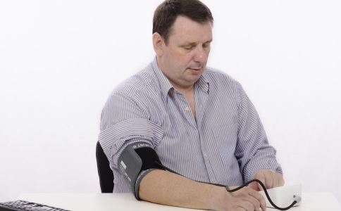 ��Ѫѹ������ʳ�����ķ���