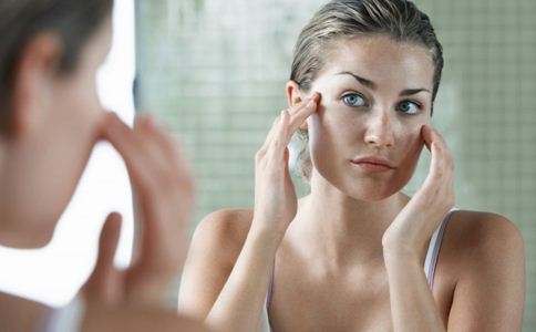 Ů�����ȥ��̧ͷ�� �ߴ�����������