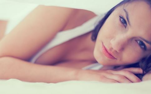 ��ʪ¶¶����¶װ����չ ��������ǽΧ������ͼ��