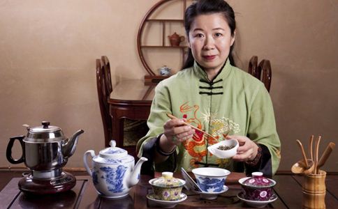 ��Ѫ������ε��� 7����Ů�˲���Ѫ