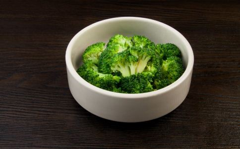 Ů�Ի���Ҫ���Ե�12��ʳ��