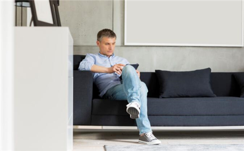 ���˳��ζ����� ������������