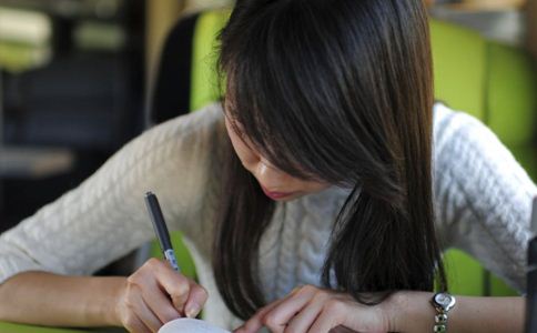 �¾���Ů�Ը��Ƽ�����������