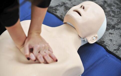 ���趯��ҧ�˺�Ҫ��δ����˿�