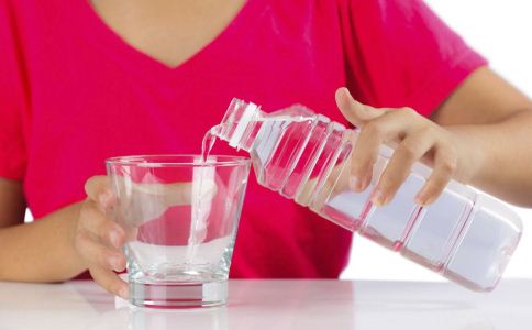 ����˯ǰ��ñ������ˮ