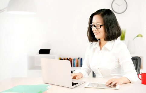 ���ڵ�ͷ�׻���׵�� ��ΰ�Ħ����