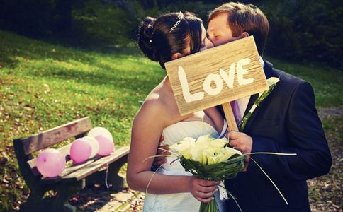 ���ֶ�ǧ���ݻ������ͻ��񡱾���