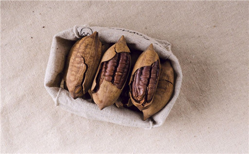 �ɳԱ̸������������ָ�����